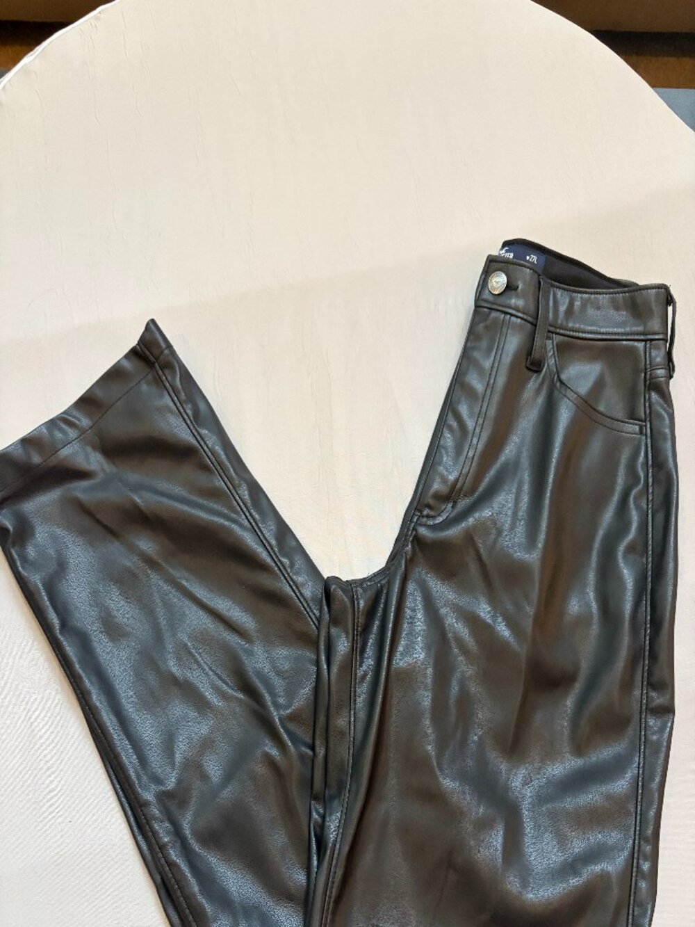 Hollister Ultra High Rise Dad Pant, Black Plether, Size 4L